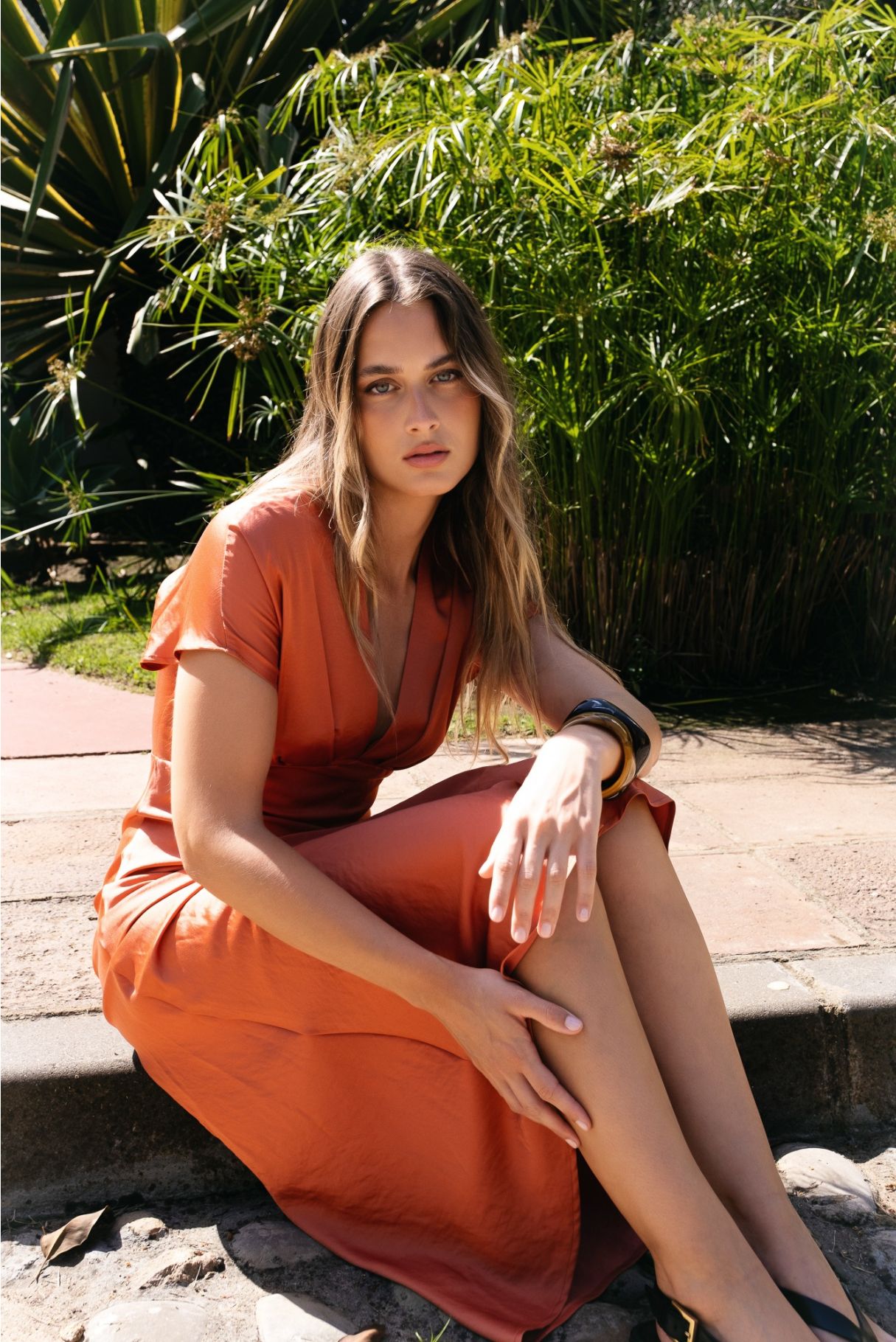 VESTIDO MIDI SATINADAO