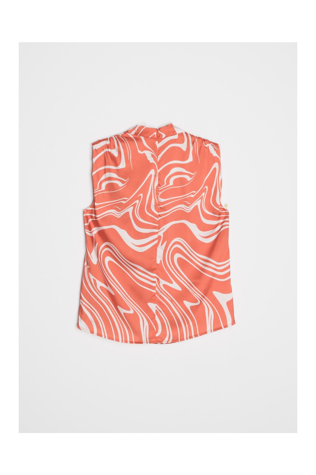 BLUSA ESTAMPADA SATINADA