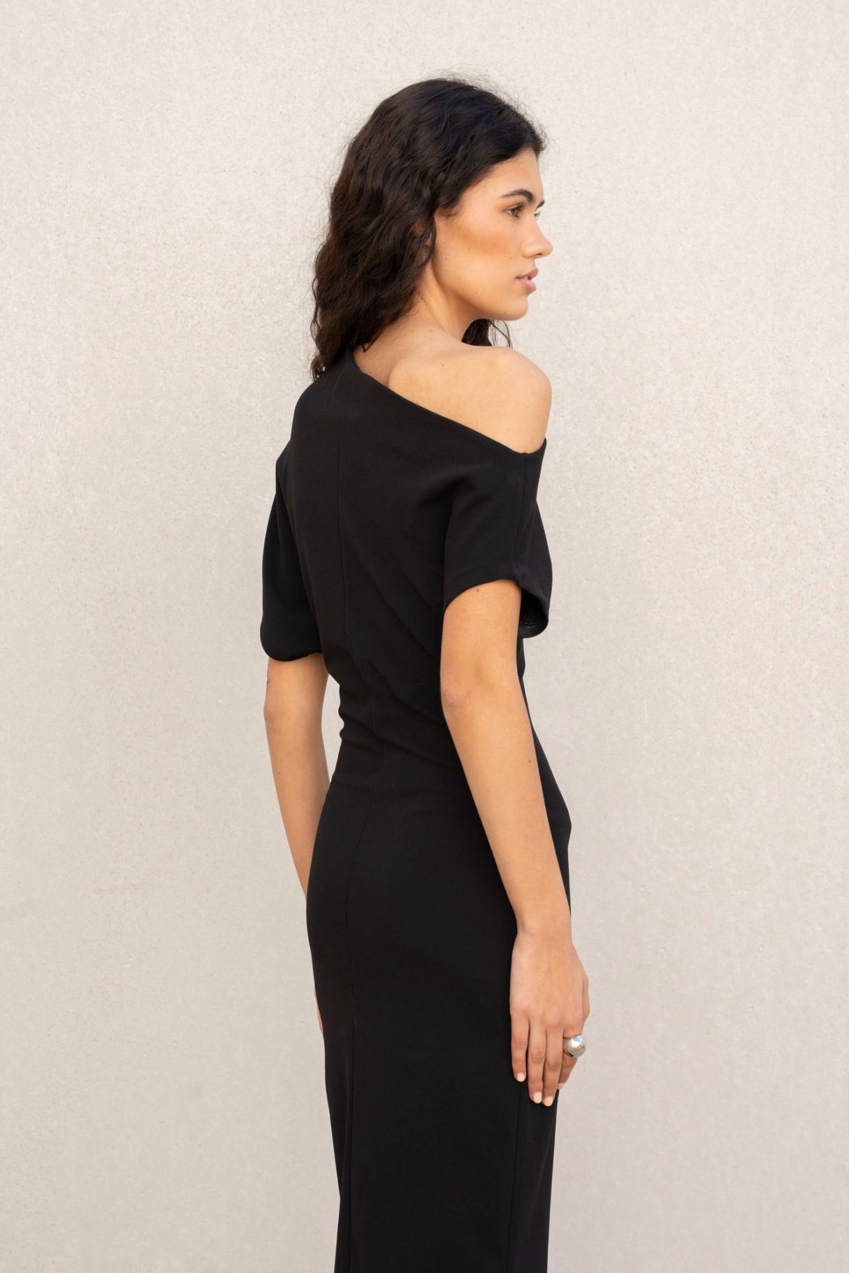 VESTIDO ASIMETRICO