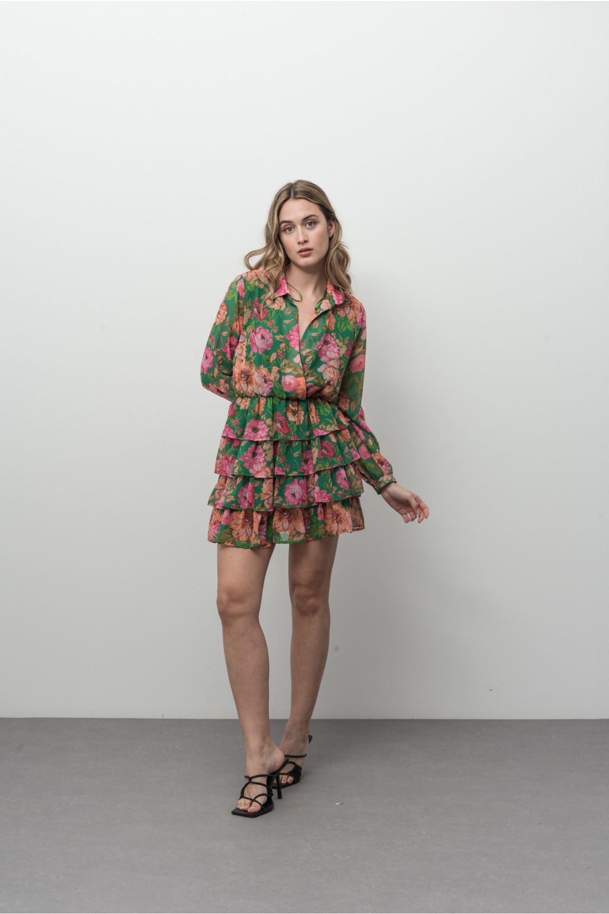 ROBE IMPRIMÉE À VOLANTS