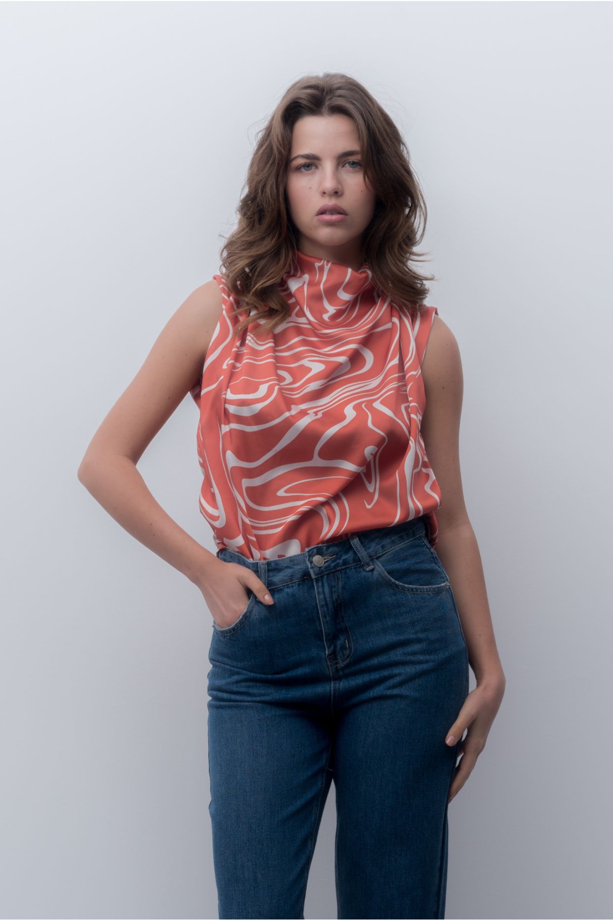 BLUSA ESTAMPADA SATINADA