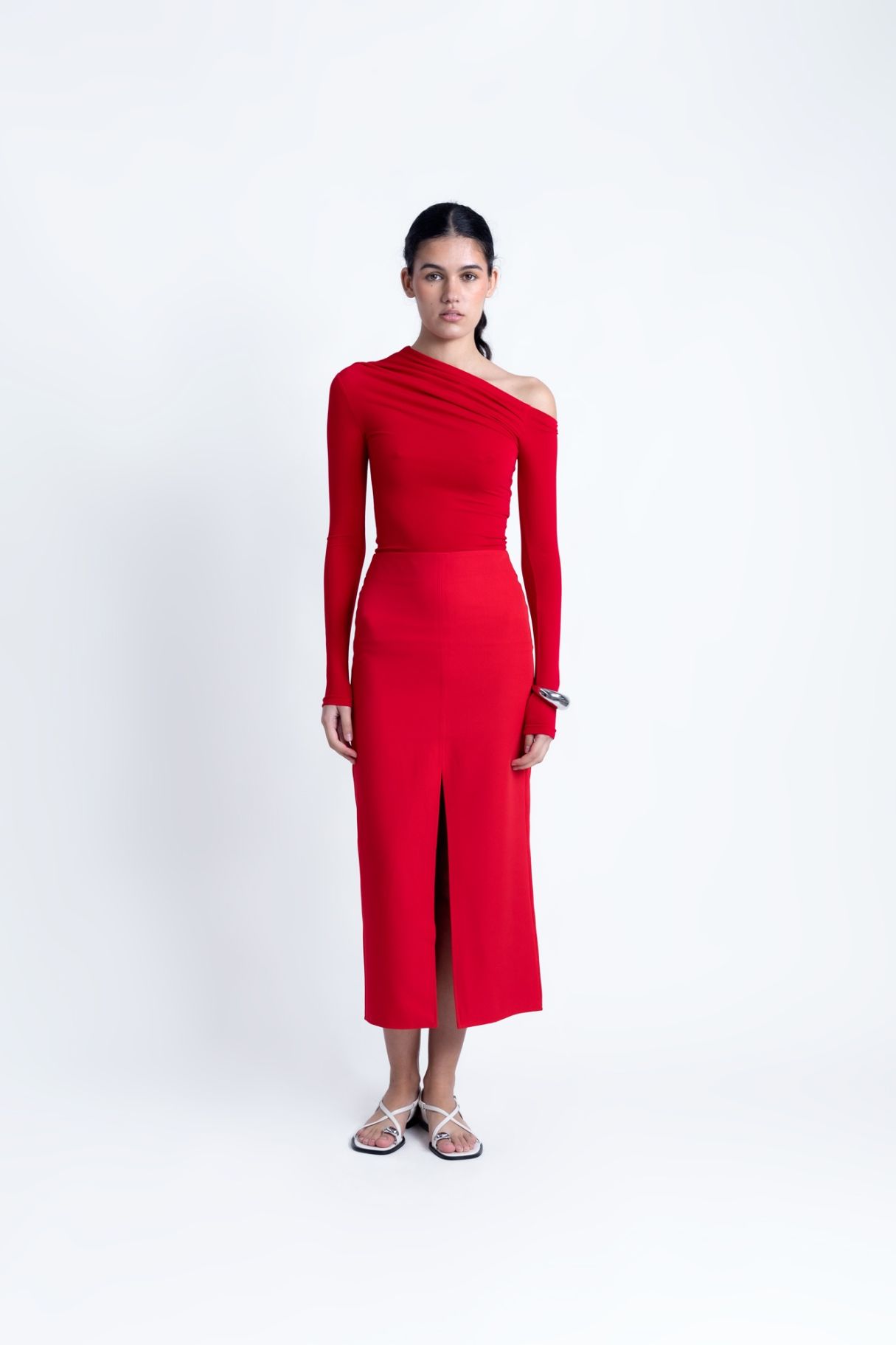 FALDA MIDI CON ABERTURAS