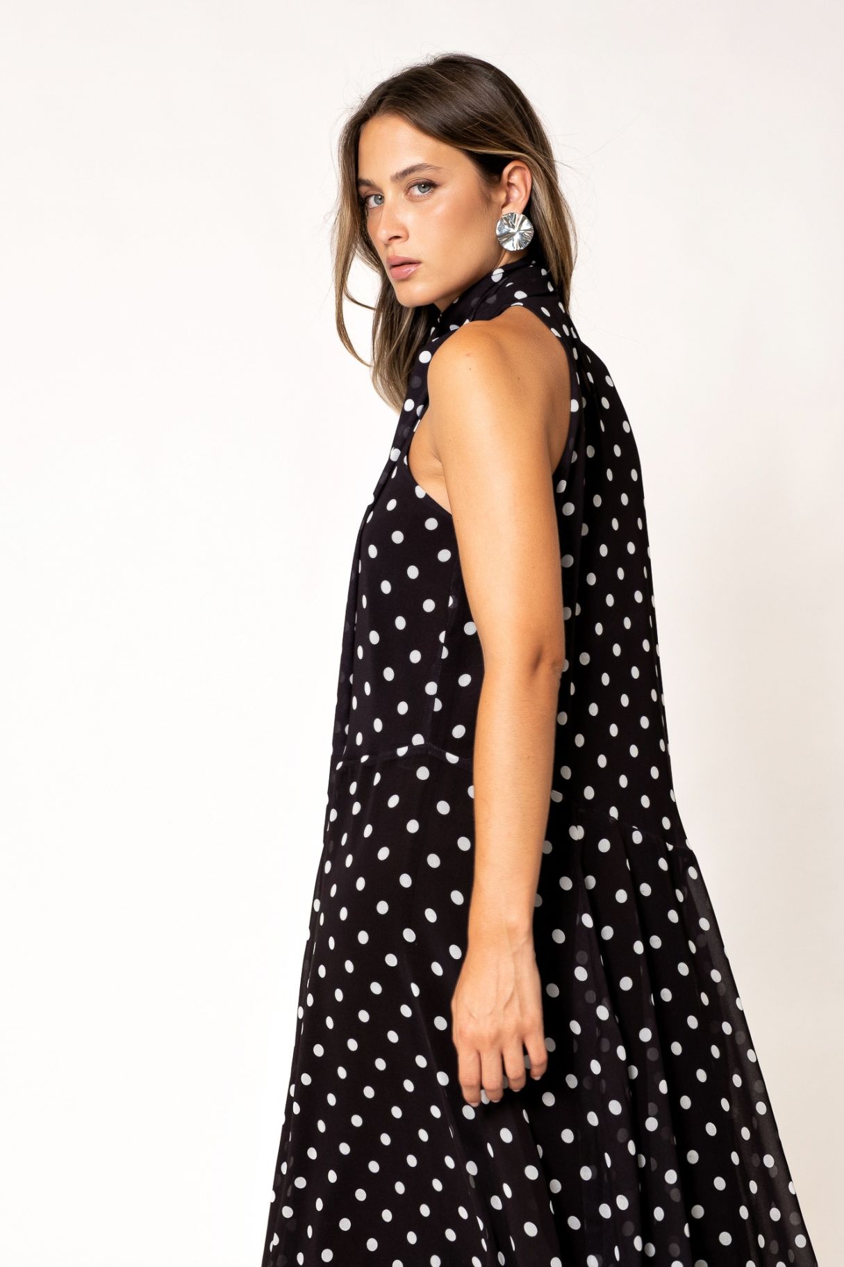 VESTIDO ASIMETRICO LUNARES