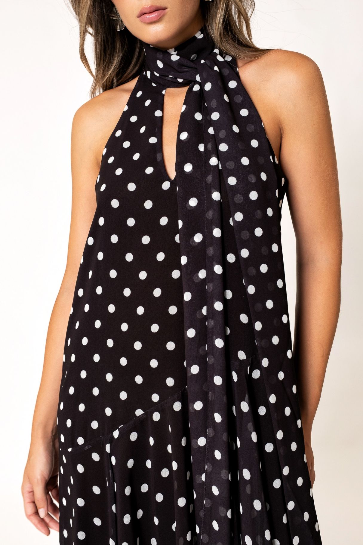 VESTIDO ASIMETRICO LUNARES