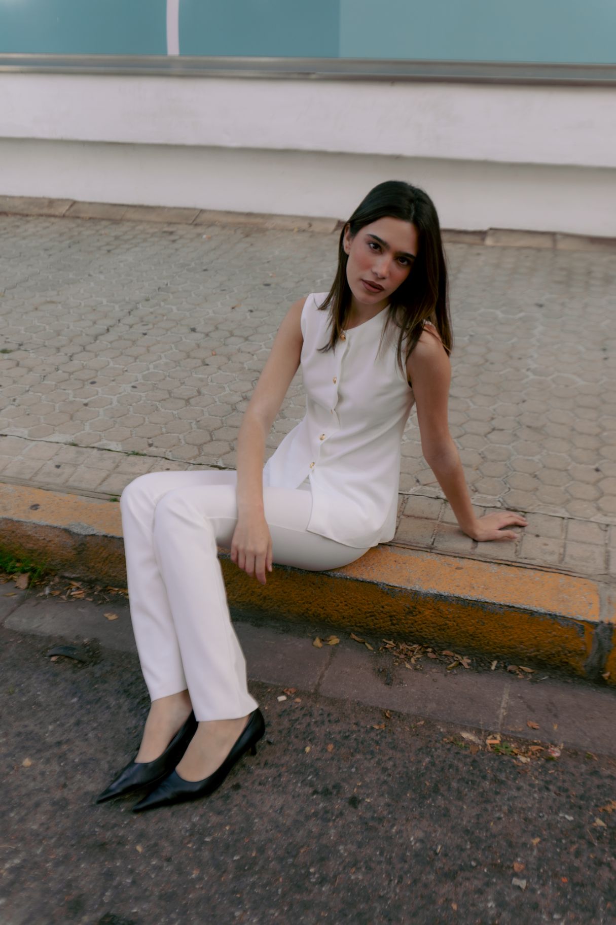 TOP GILET CON BOTTONE ORO