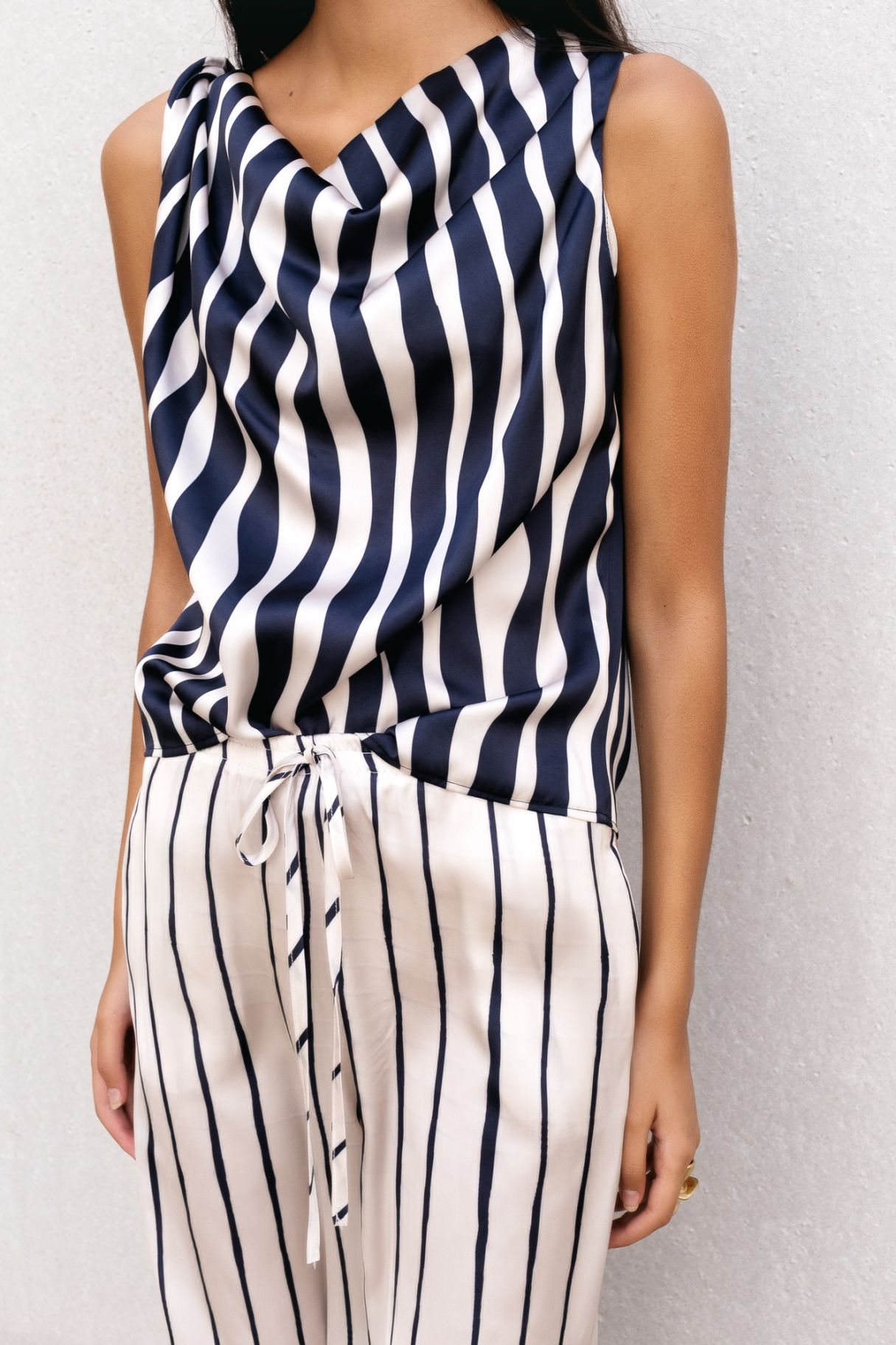 PANTALON SATINADO ESTAMPADO